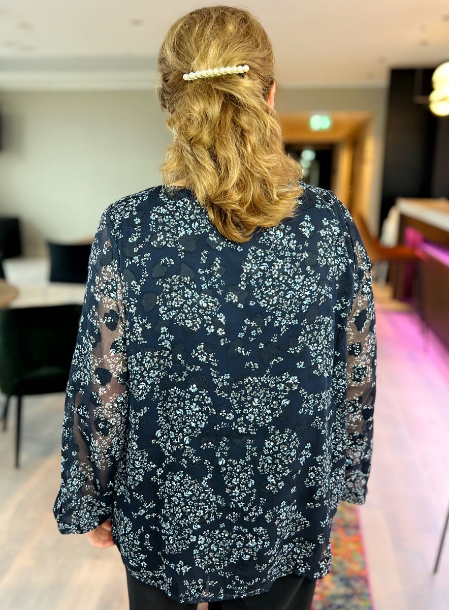 Line chiffonbluse blå blomst