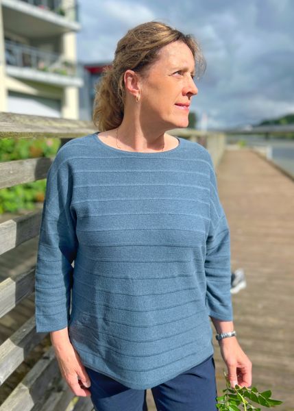Hovedbilde Marion genser blå byge