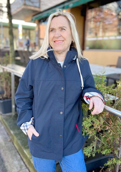 Hovedbilde Hedda anorakk blå