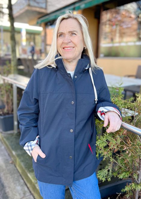 Hovedbilde Hedda anorakk blå