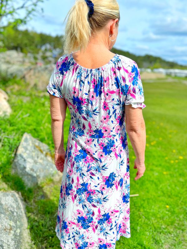 Inger kjole royal blå