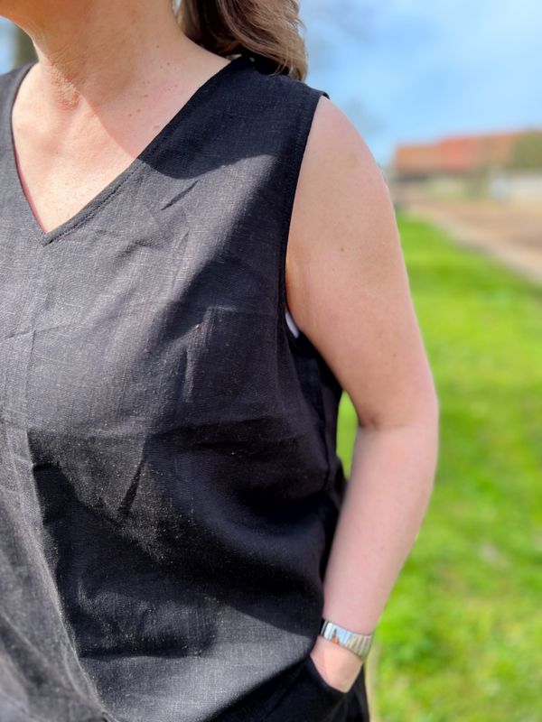 Juna singlet svart