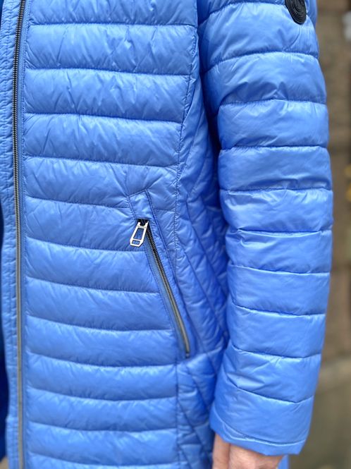 Hovedbilde Hanne vattert jakke lang skyblå 