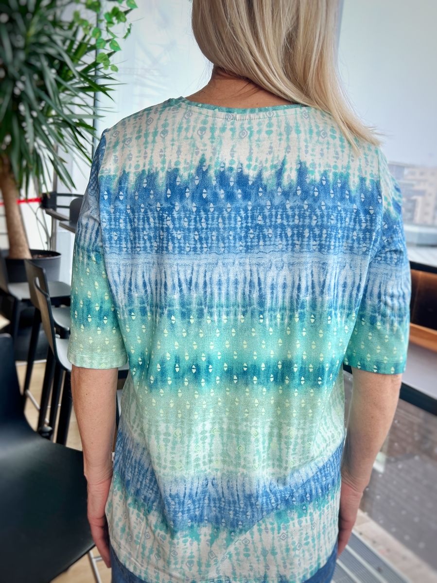 Lisen t-shirt mint batikk